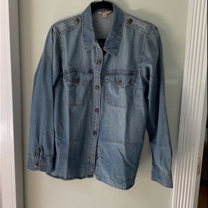 CAbi #920 Tavern shirt SZ XL